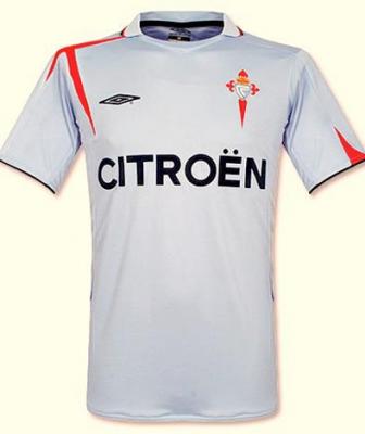 ASIER CITA A 19 FUTBOLISTAS PARA VIGO