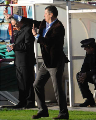 LEMA: &laquo;NOS FALTA DESPARPAJO, CONFIANZA Y CAMBIAR DE MENTALIDAD&raquo;