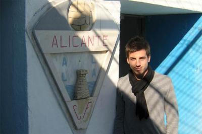 MI&Ntilde;ANO Y PEDRO VIAJAN A VALLECAS