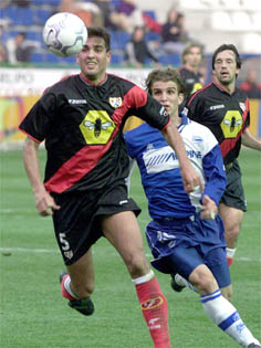 LEMA DICE QUE EN VALLECAS O SE JUEGA AL CIEN POR CIEN O SE SUFRE