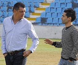 LEMA: "SOMOS PEN&Uacute;LTIMOS Y ESO NOS OBLIGA A GANAR YA"