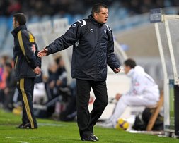 LEMA: "ESTOY  MUY ORGULLOSO DE MI EQUIPO"