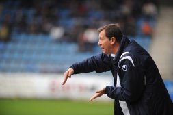 MEJOR COMO VISITANTE QUE COMO LOCAL